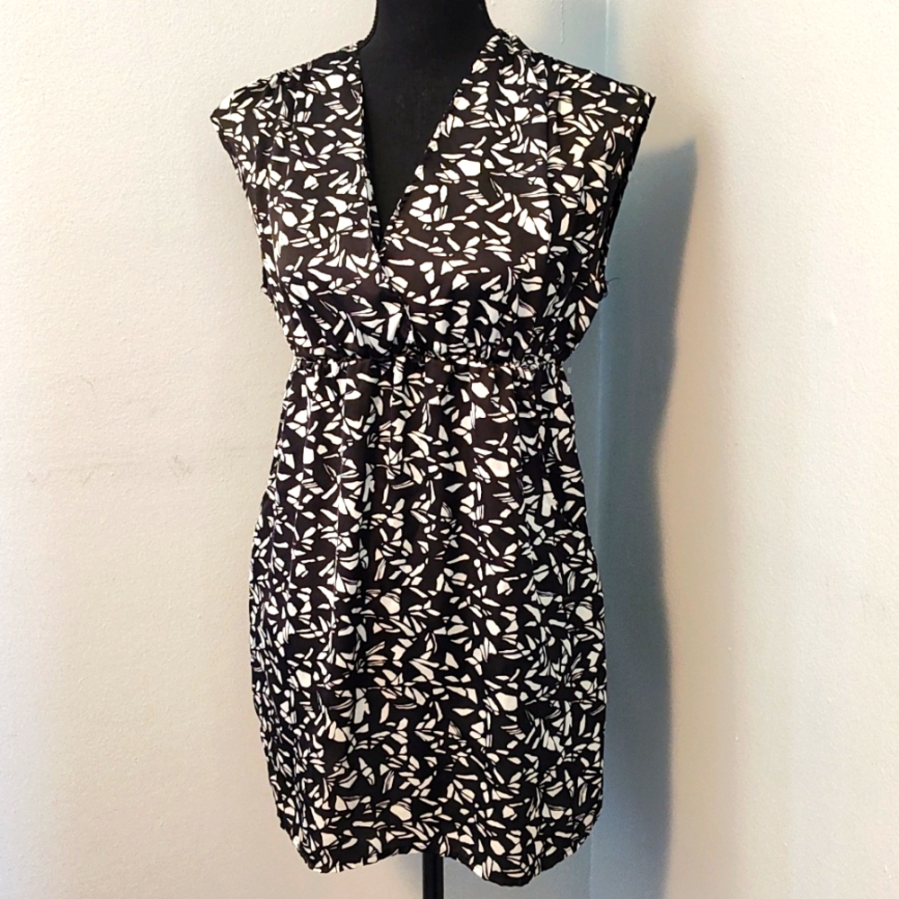 Motherhood Sleeveless top